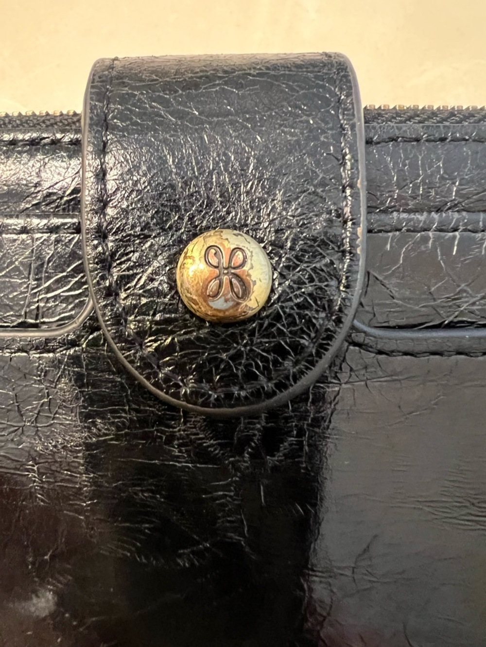 HOBO Dunn Continental black wallet, retails at $118 - Picture 3 of 16